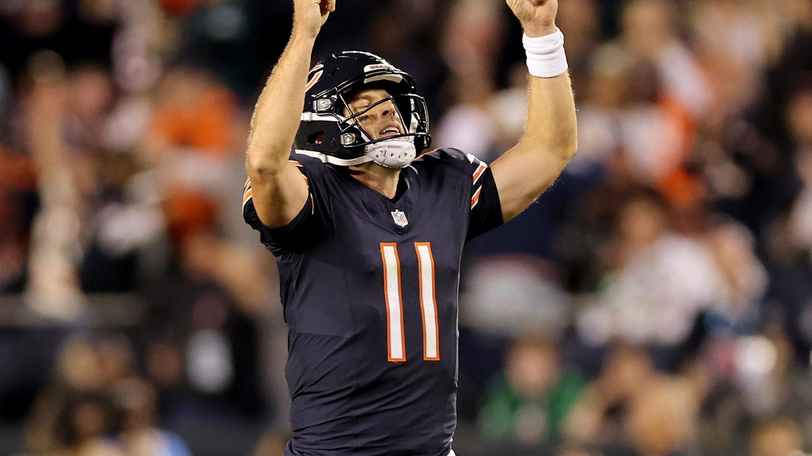 38-year-old backup Case Keenum rolls back the years to lead Bears past Eagles