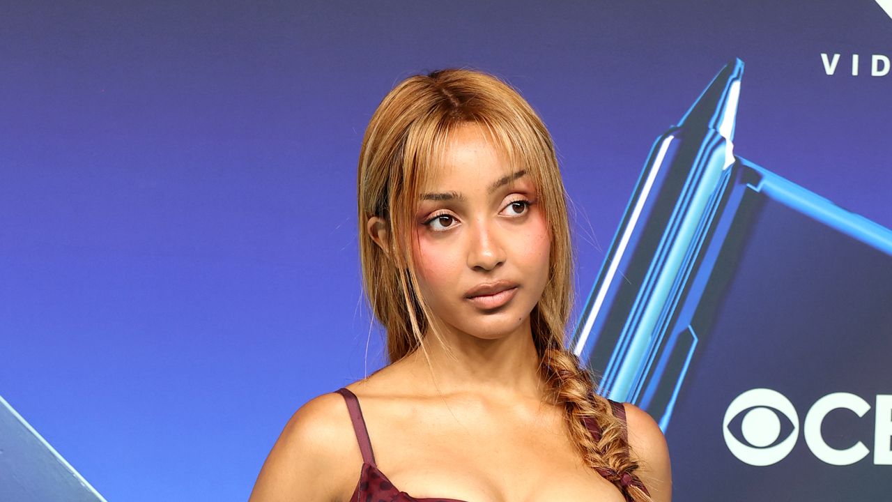8 Break Out Beauty Looks from The 2026 MTV VMAs