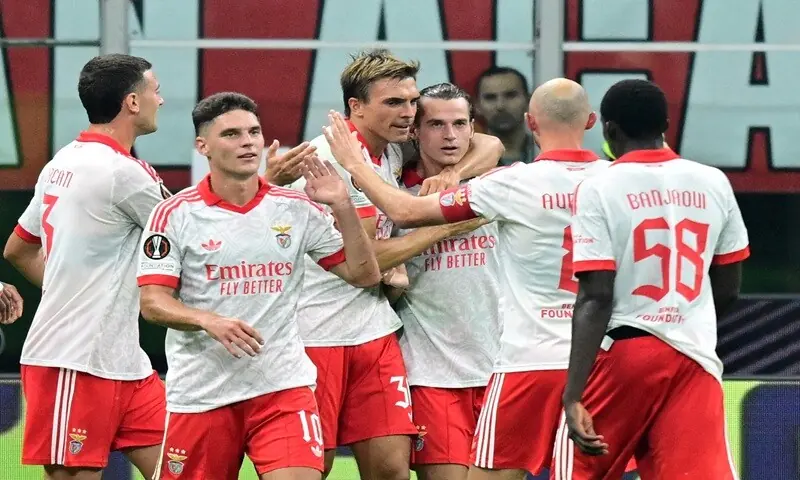 Amorim's AC Milan beaten by Benfica, Sunderland make dream European return