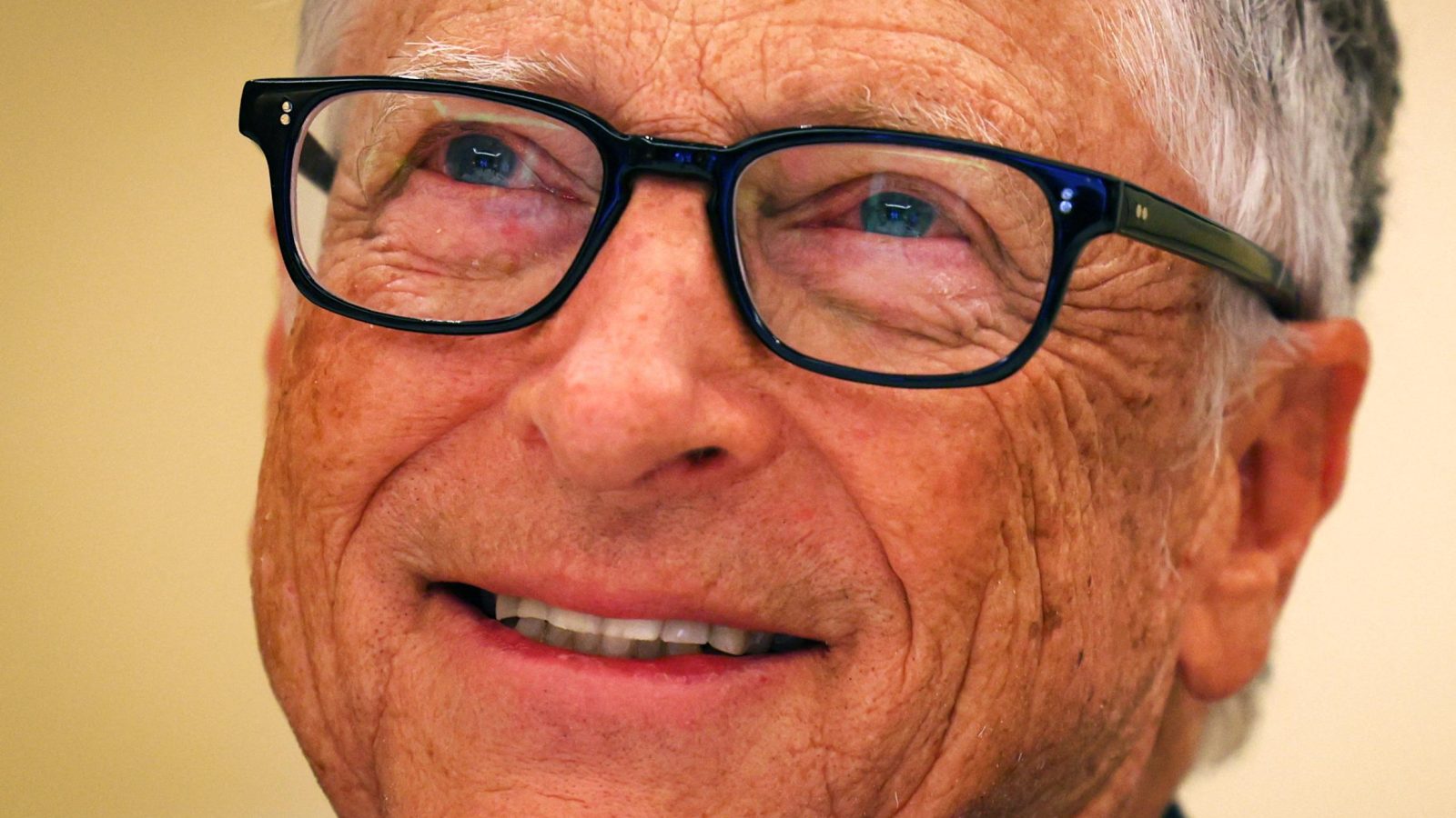 Bill Gates says unchecked AI could ‘cause a billion deaths’ in call for regulation