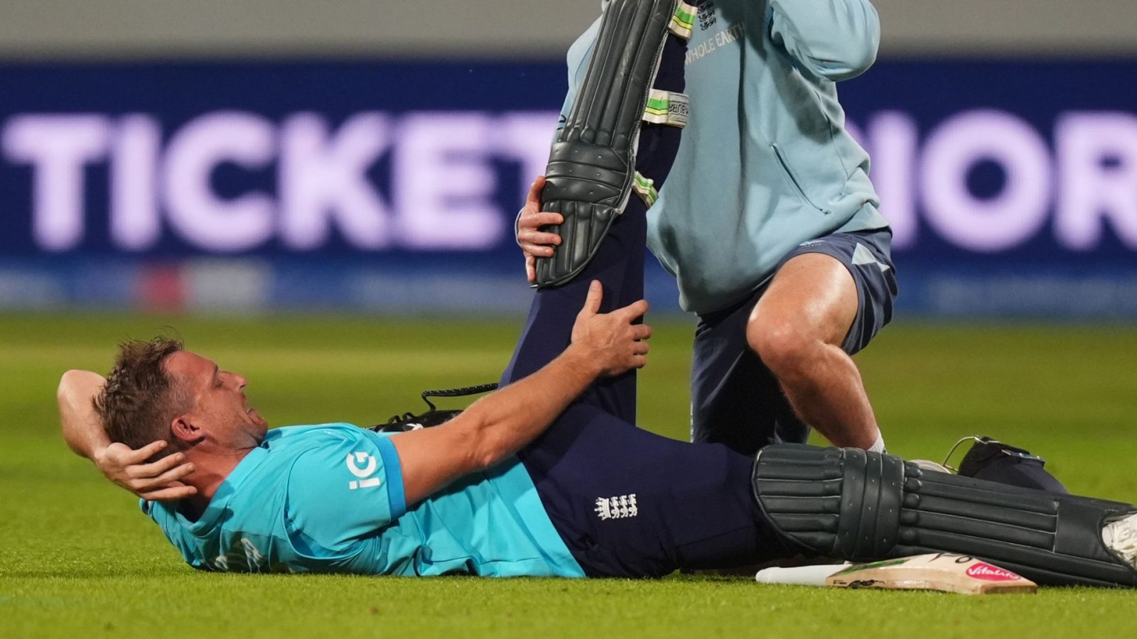 Buttler injury halts England as Sri Lanka level series