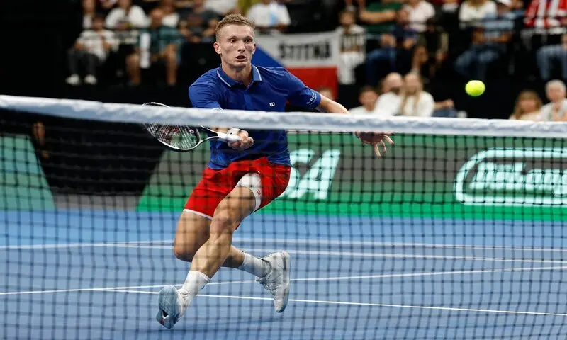 Czechs beat US to qualify for Davis Cup finals