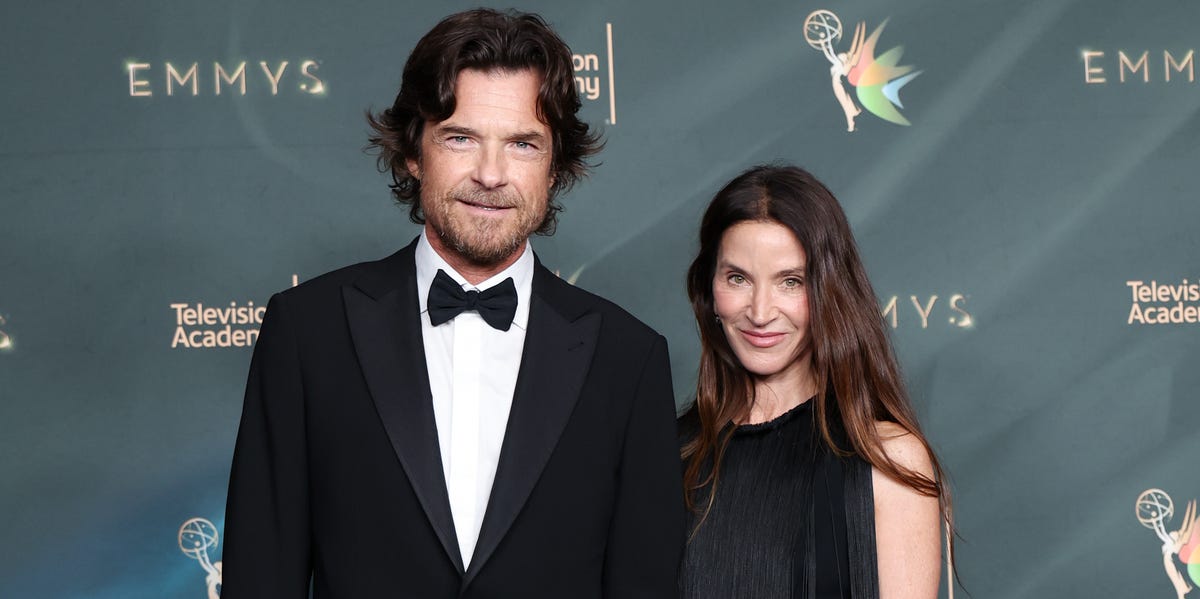 Everything to Know About Jason Bateman’s Wife, Amanda Anka
