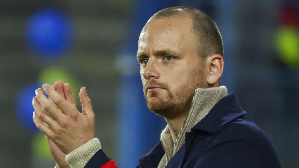 Hibs appoint Dutchman Reedijk as new manager