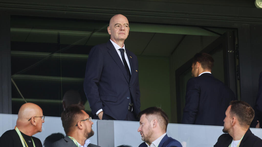 Infantino says open to FIFA reform talks after World Cup controversy