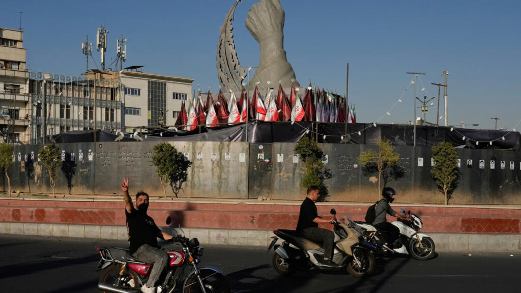 Iran closes French language centre in Tehran for ‘illegal acts’