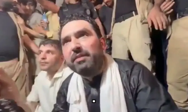 KP CM claims he was 'abducted' by authorities in Lahore; Punjab minister denies allegations