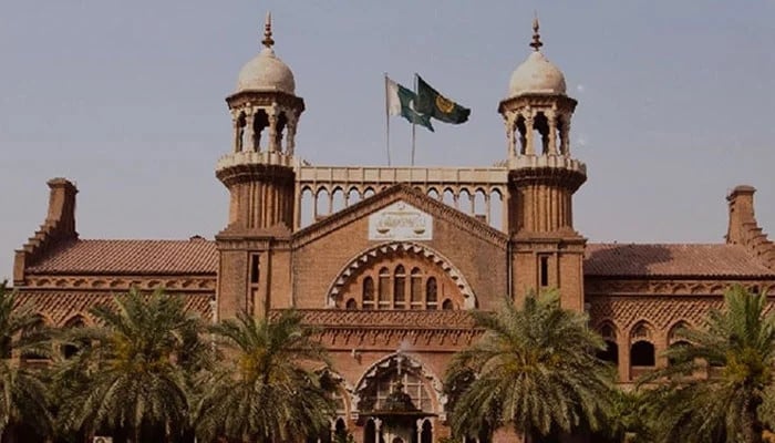 LHC bars Punjab medical colleges from expelling Afghan students