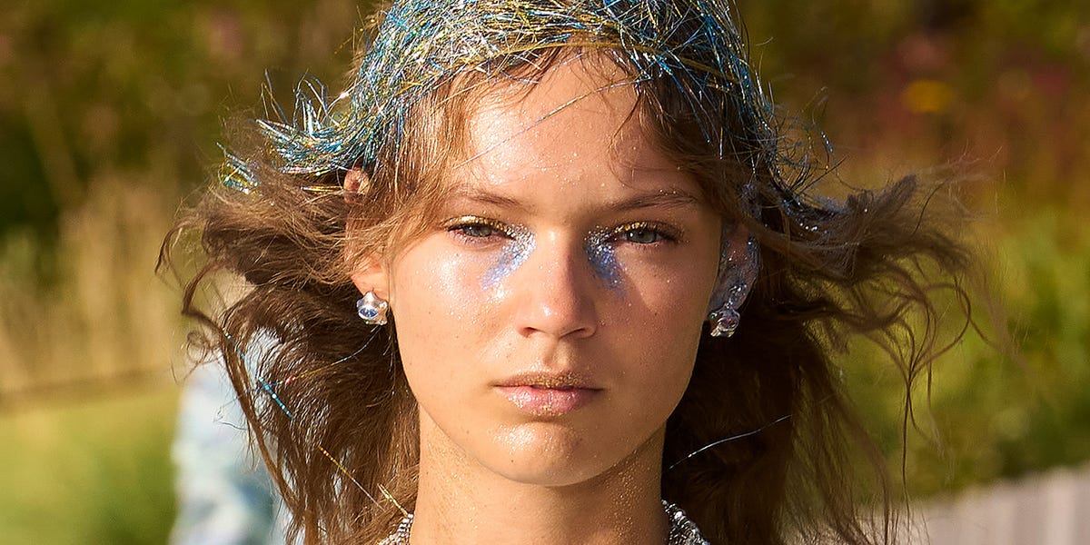 Luminous Skin, Grunge Eyes, and Wild Hair Take Over Collina Strada’s NYFW Runway Show