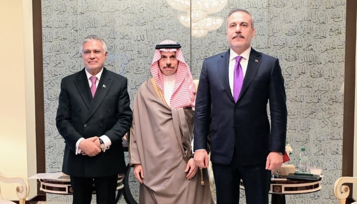 Makkah pact: Pakistani, Turkish, Saudi FMs discuss security issues on UNGA sidelines