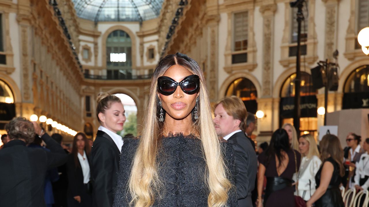 Naomi Campbell Bids Ciao To Dark Hair—Hello Blonde!—at Vogue World 2026: Milano