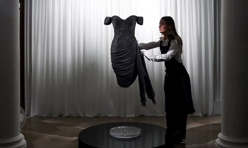 'Revenge dress' shows Princess Diana's lasting appeal amid royal family war of words