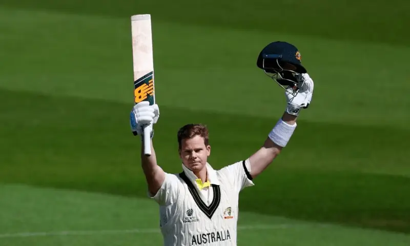 Smith still haunted by 'Sandpapergate' as Australia returns to South Africa