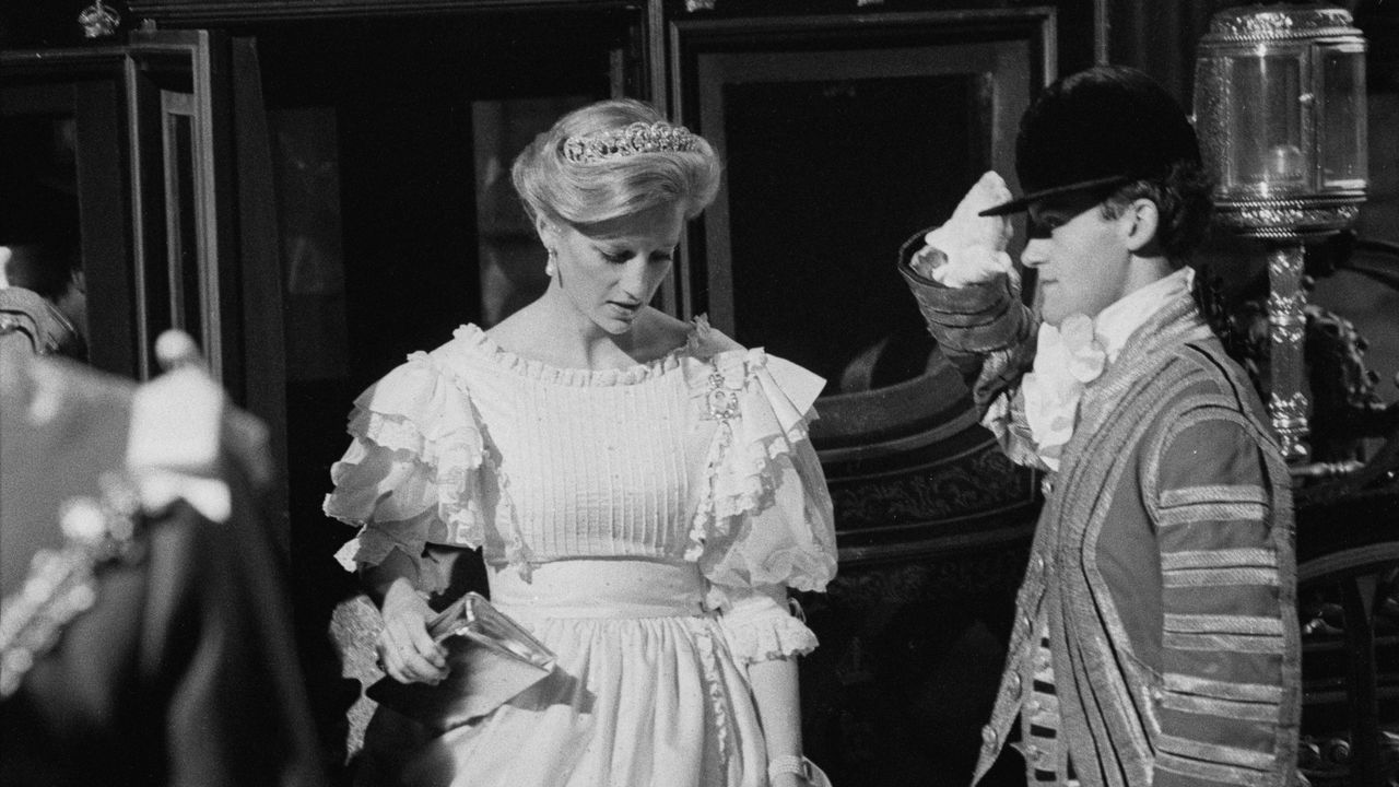 The True Story Behind Princess Diana’s Most Controversial Hairstyle