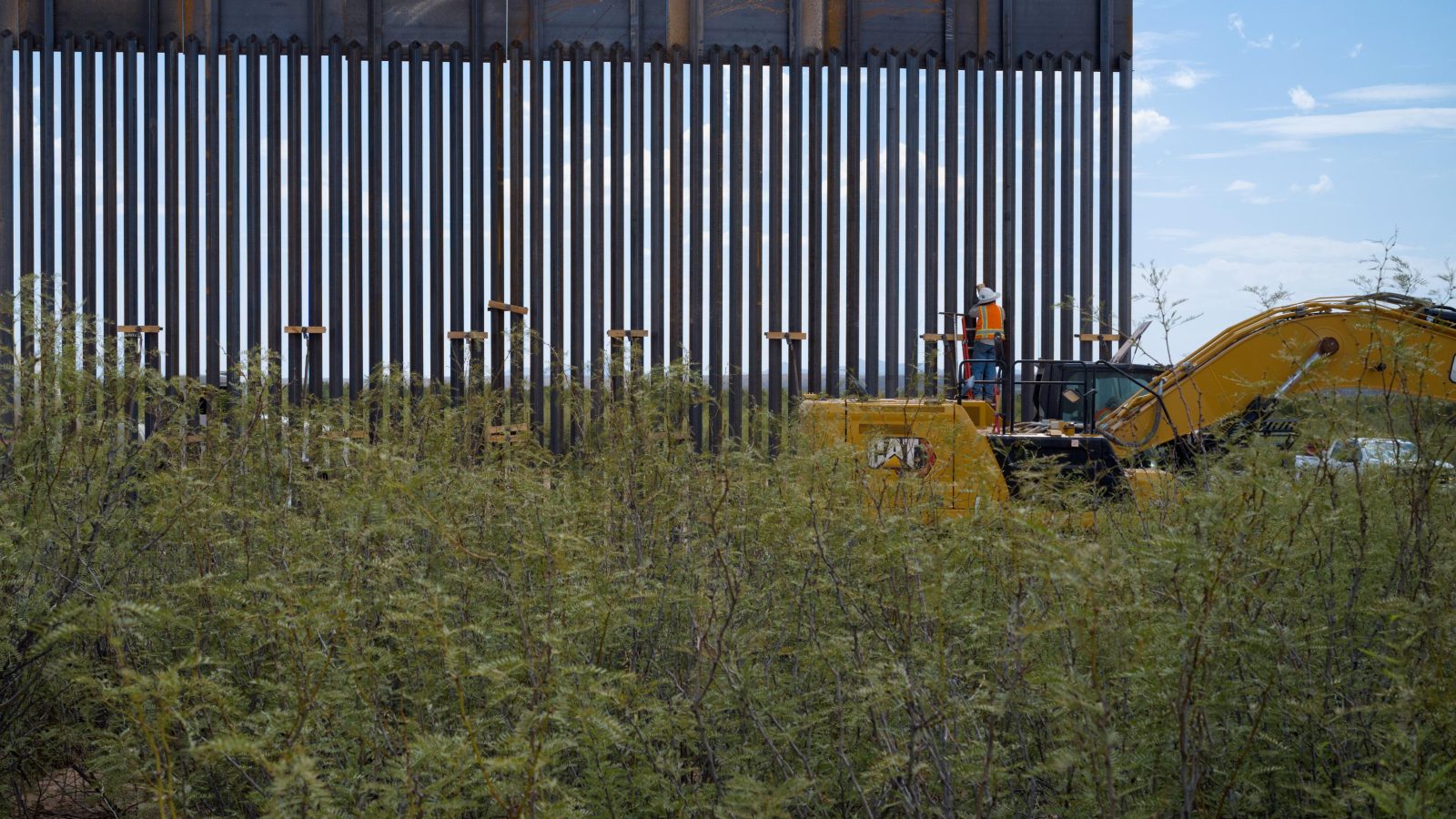 Trump administration pushes on with construction of controversial Big Bend border wall