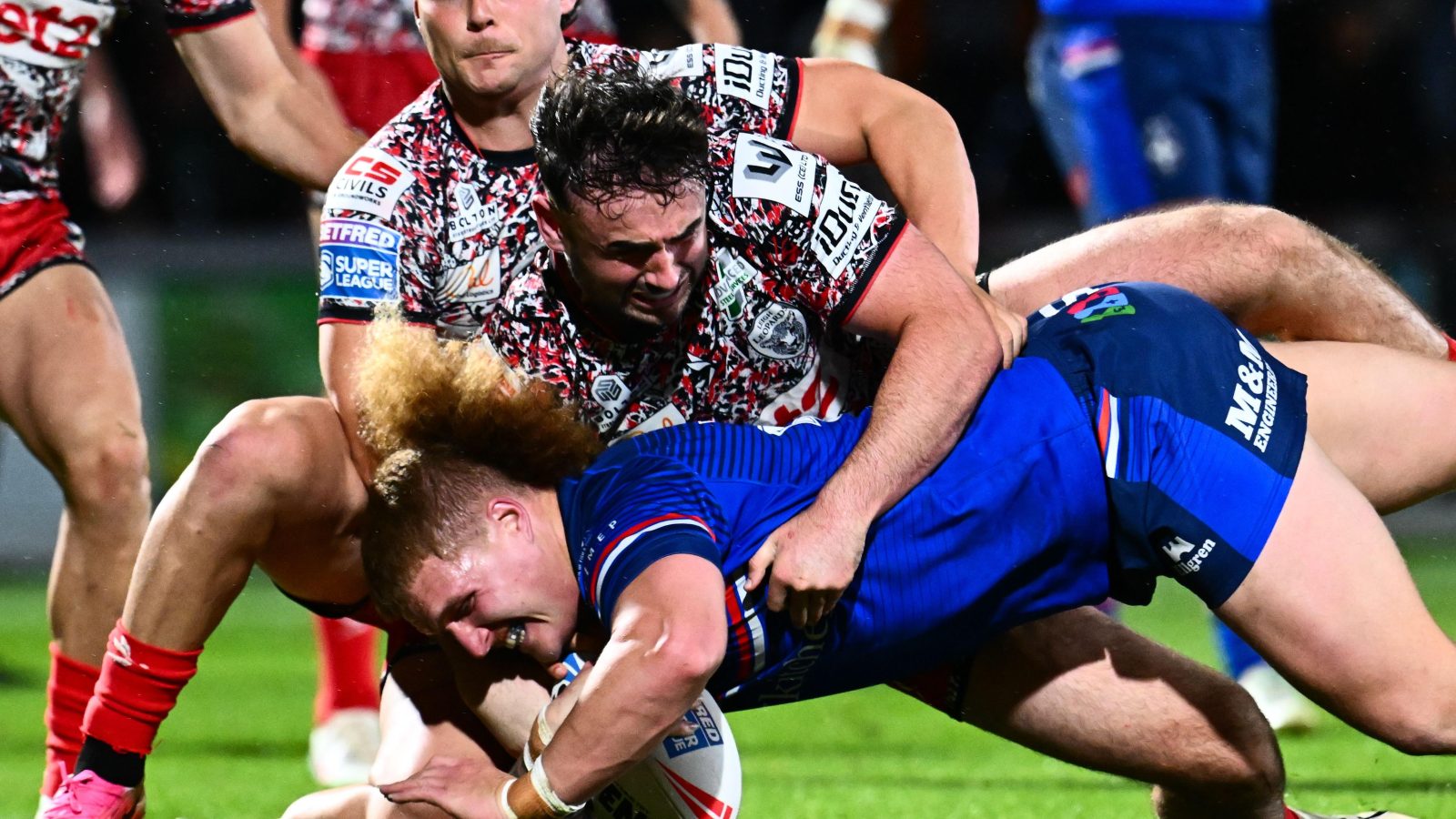 Wakefield reach Super League playoff semi-finals after eliminator win against Leigh