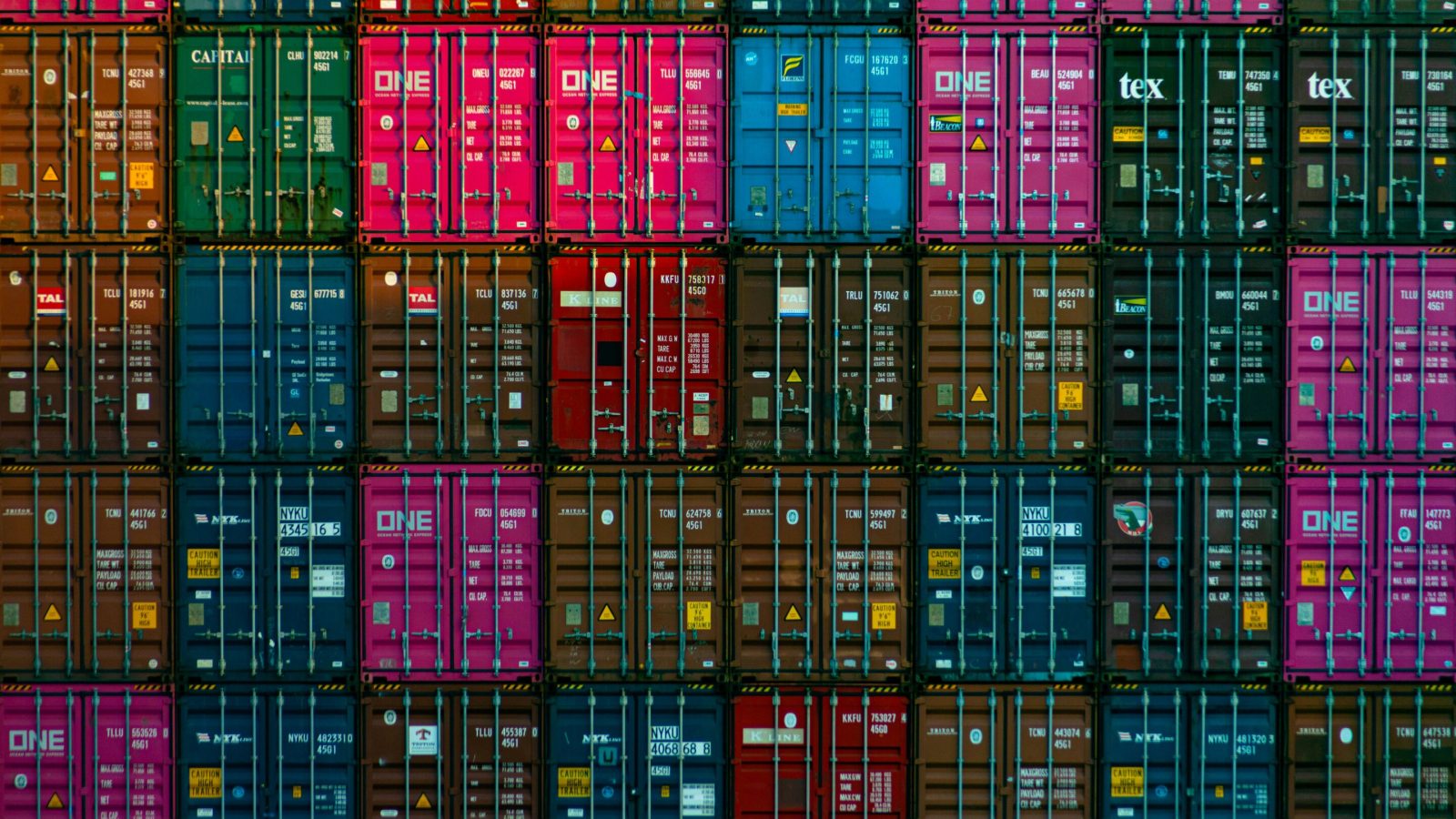 Who benefits from tariffs, according to research