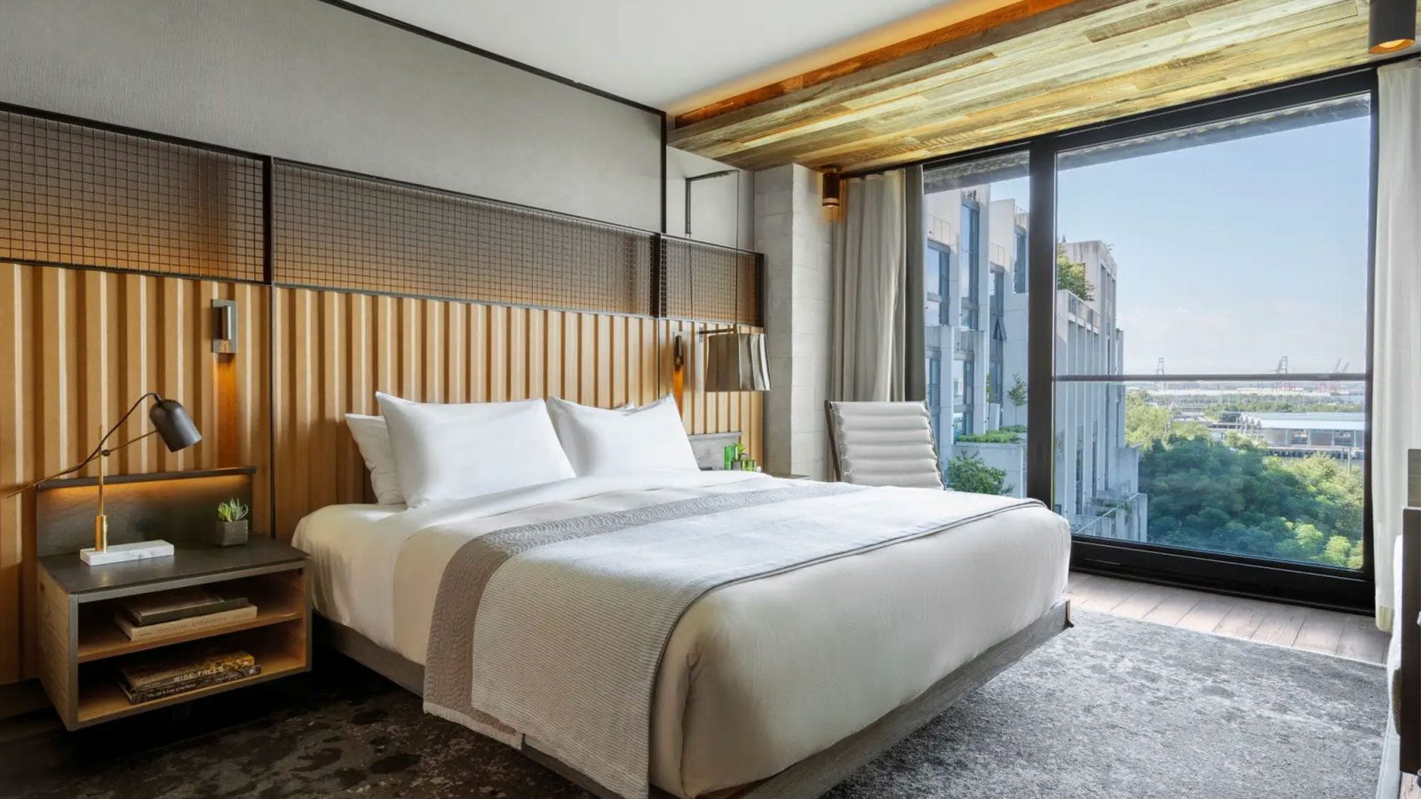 8 Ways to Make Your Home Feel Like a Luxury Getaway