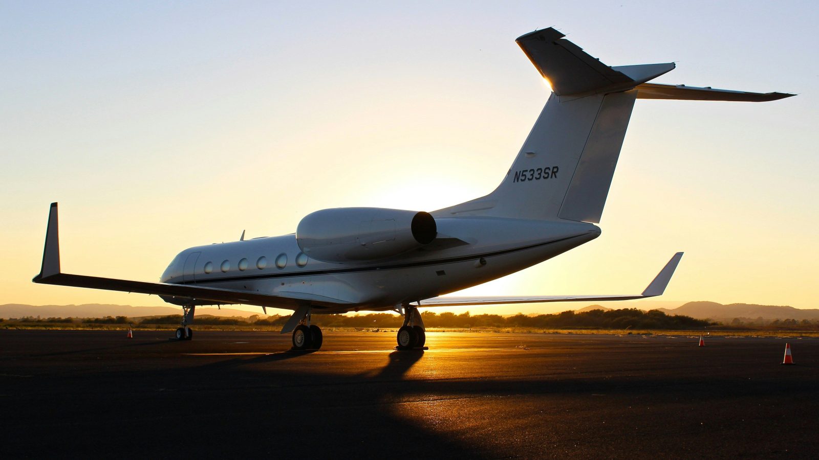 All the Ways to Book a Private Jet—Or At Least Snag a Seat on One