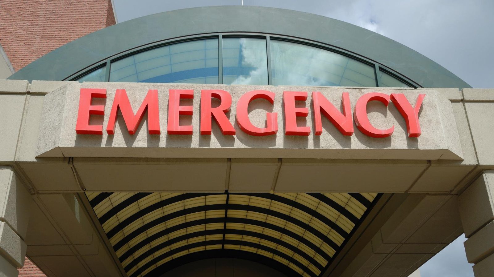 Amino acid boosts last-resort antibiotic's effectiveness