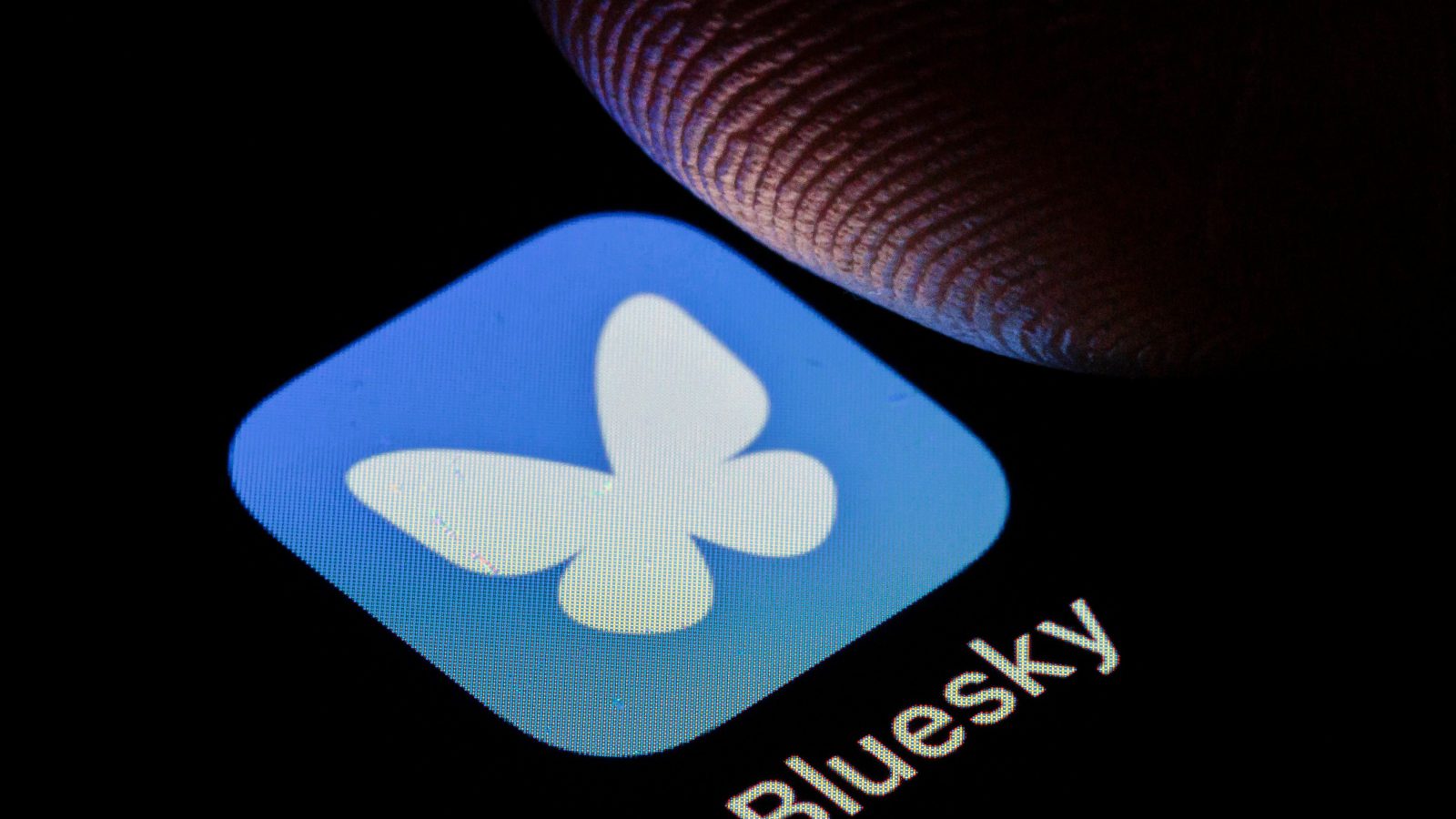 Bluesky Is Blocking Links to a Major Leak of DHS Employee Records