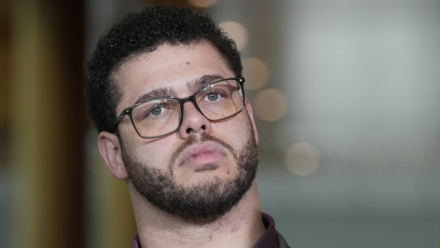Breaking: Greens senator takes leave amid allegations of comments towards women