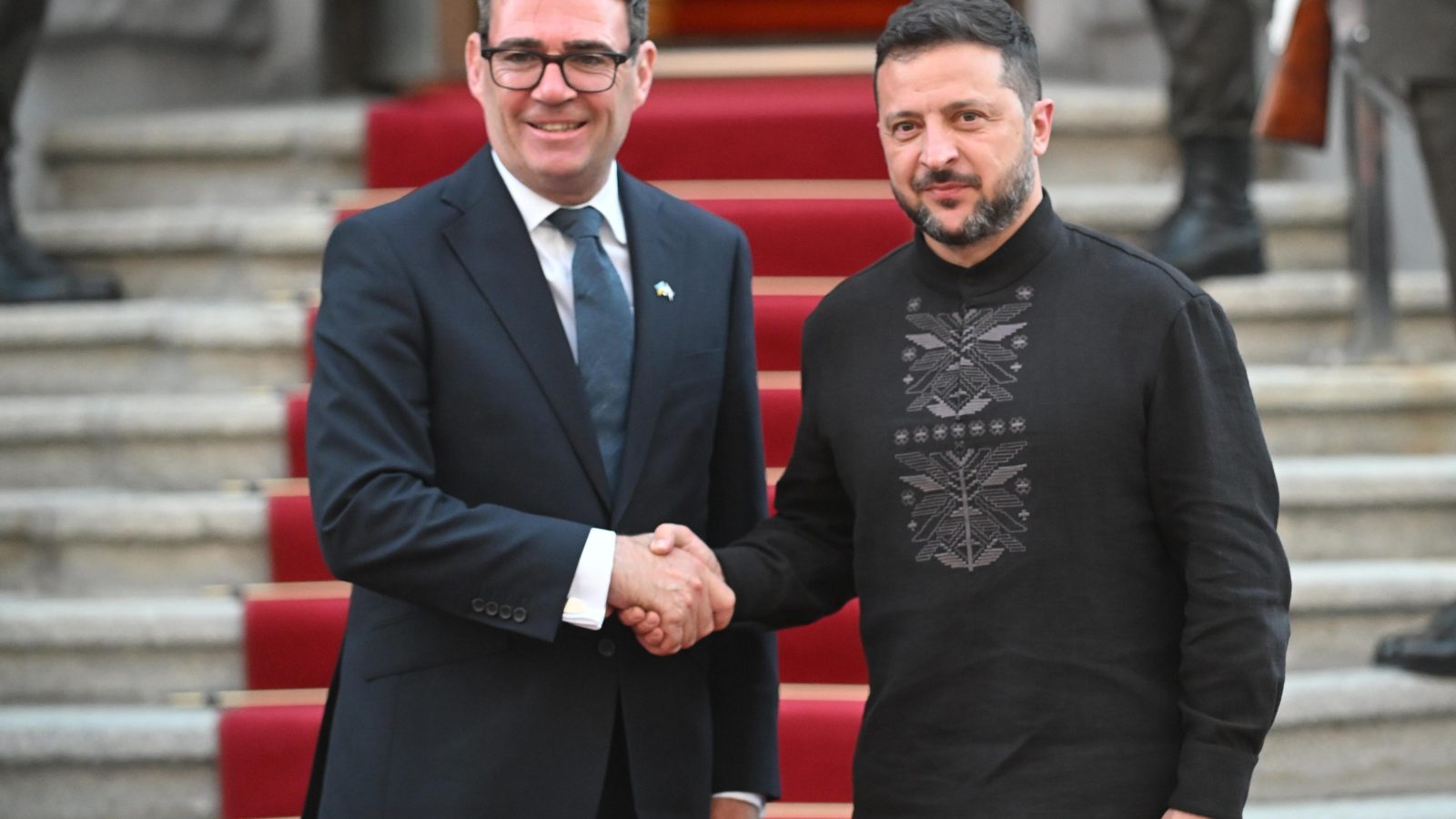 Burnham to host Zelenskyy at No 10 in show of ‘rock-solid’ support
