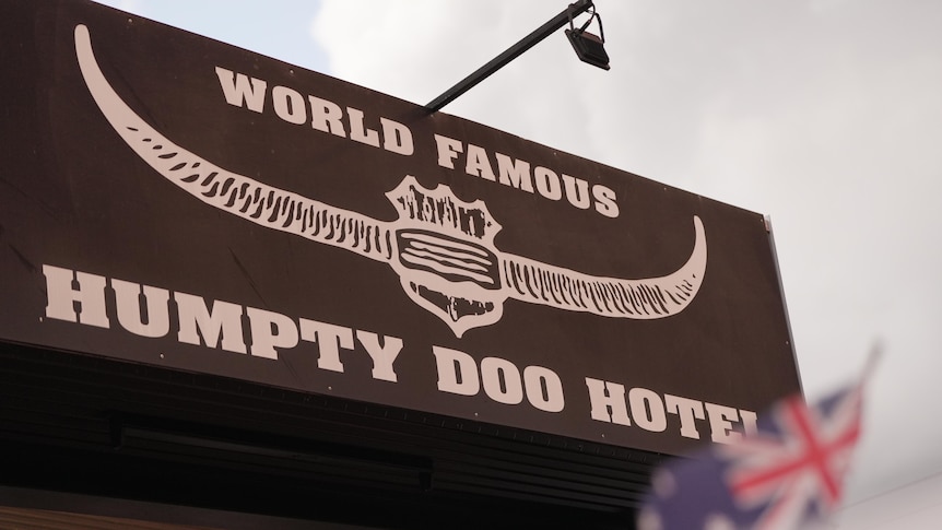 Bush pub that inspired Slim Dusty's 'Humpty Doo Waltz' hits the market