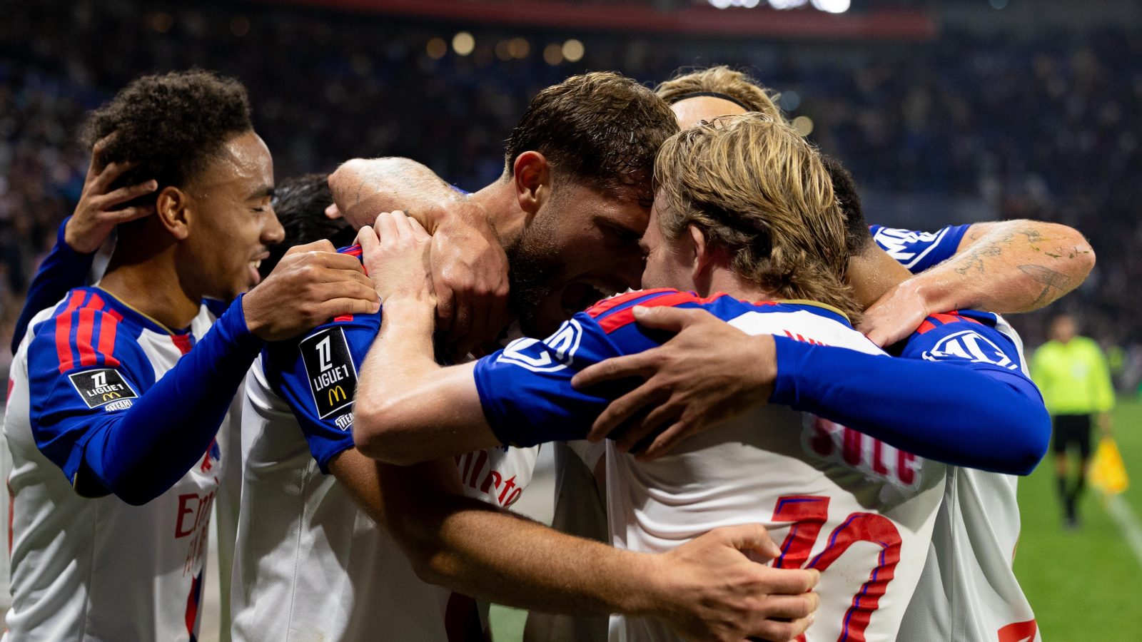 European football: Monaco miss chance to go top; Bayer Leverkusen find form