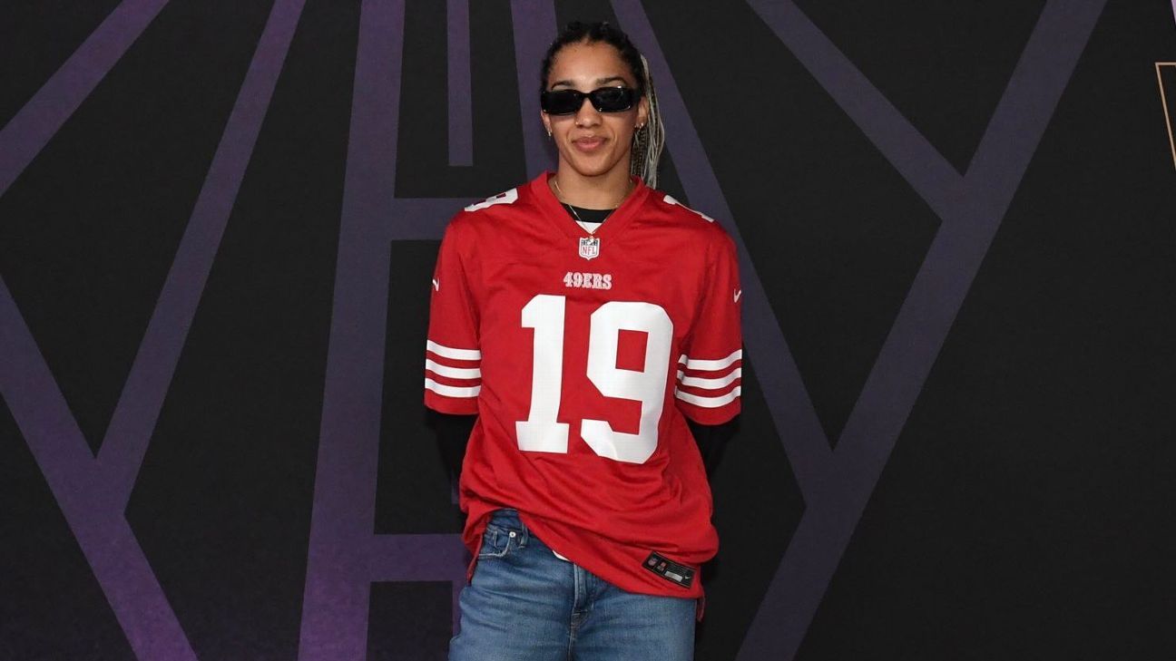 Gabby Williams channels 49ers fandom in Game 2 arrival for WNBA Finals
