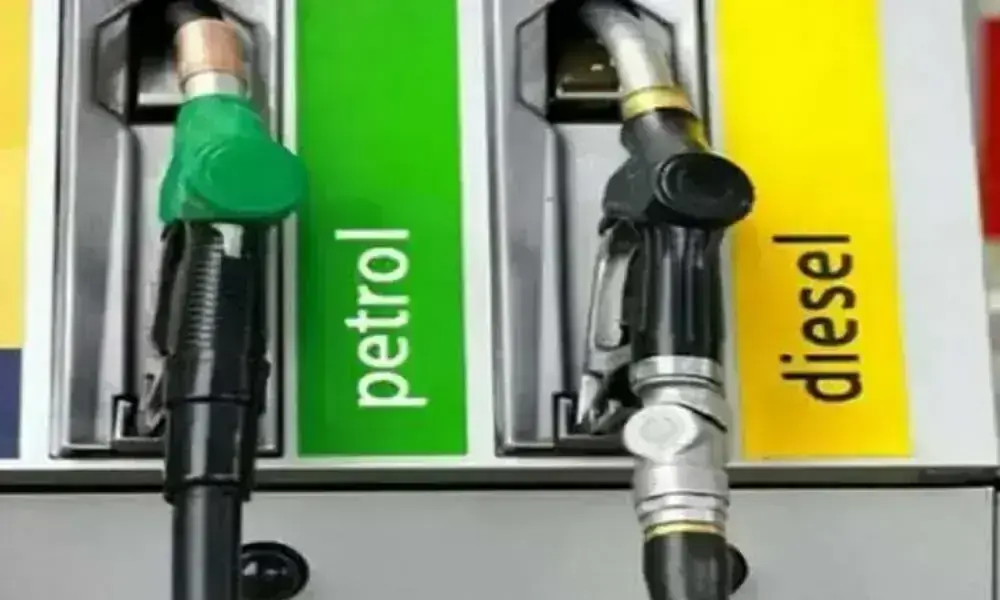 Govt further increases petrol price by Rs2.31, diesel by Re0.78 per litre