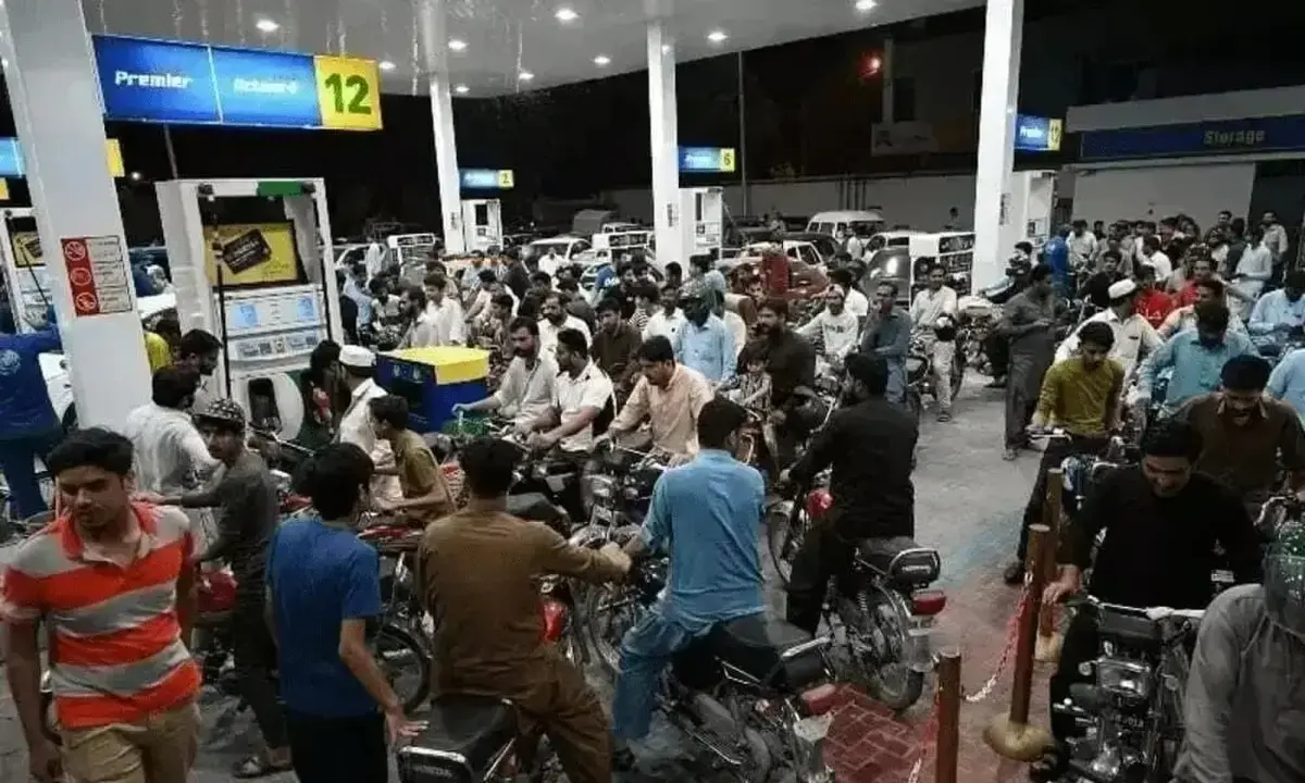 Govt increases diesel price by Rs2.16, petrol by Rs1.54 per litre
