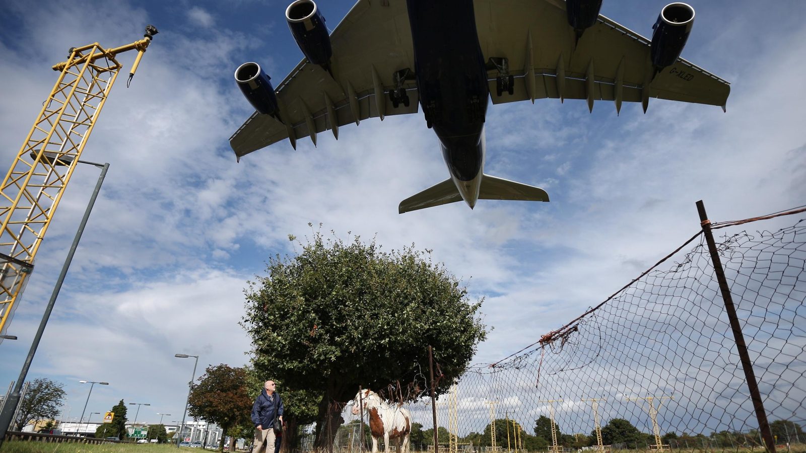 Heathrow’s third runway is a bottomless money pit. Stop it now | Simon Jenkins