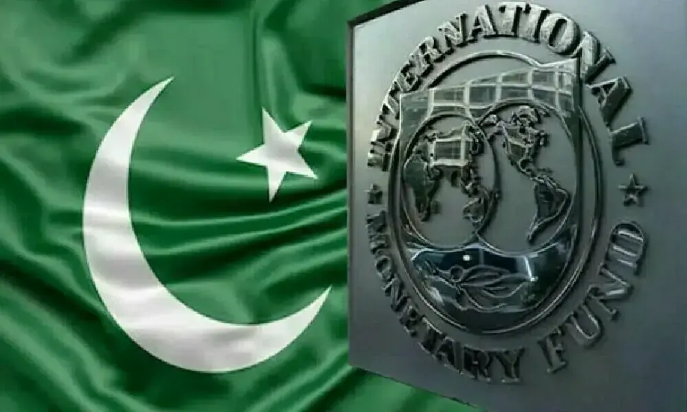 IMF sees Pakistan's inflation rising to 9.9% in 2027 as growth slows