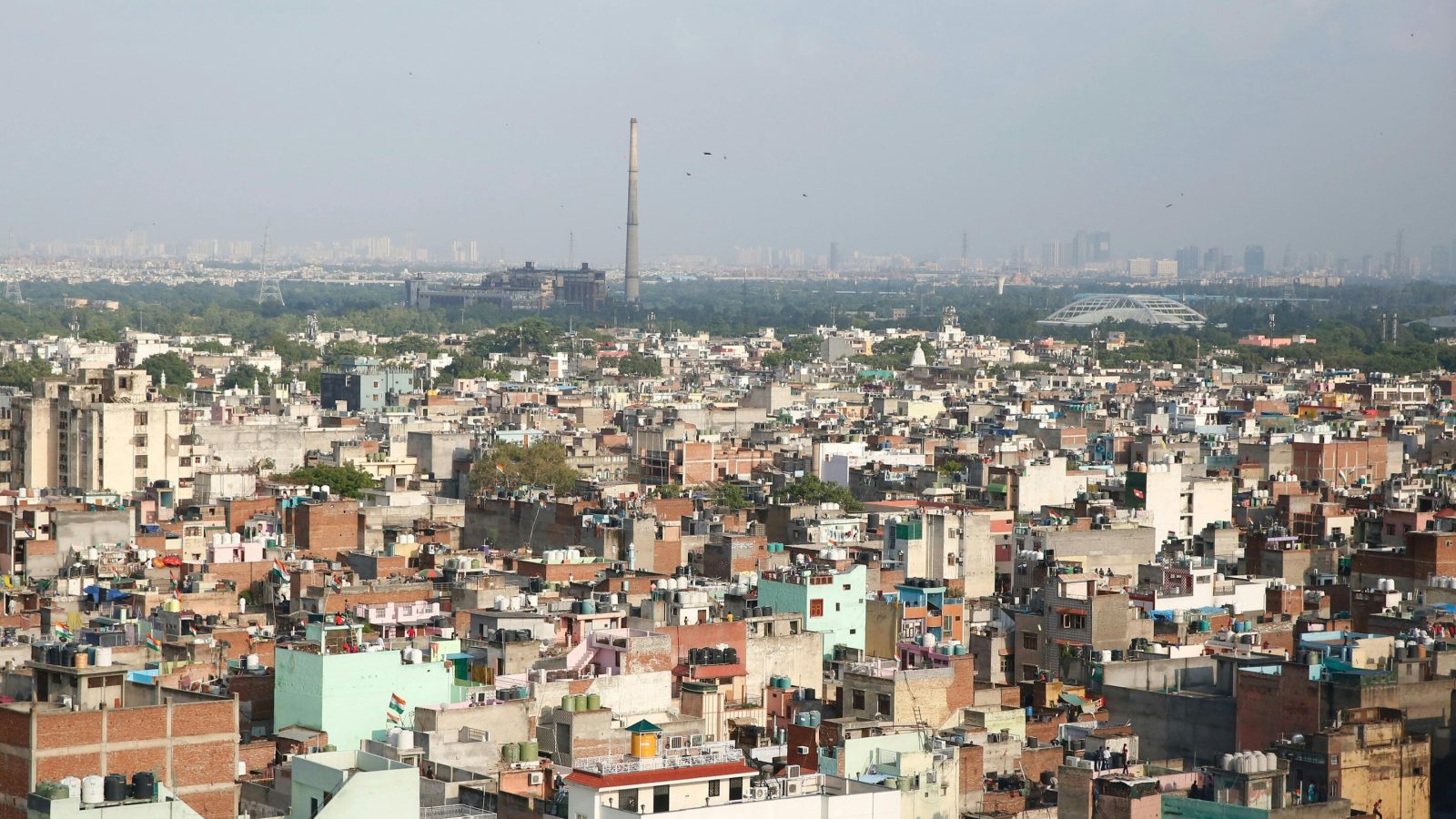 India capital steps up air pollution controls ahead of winter