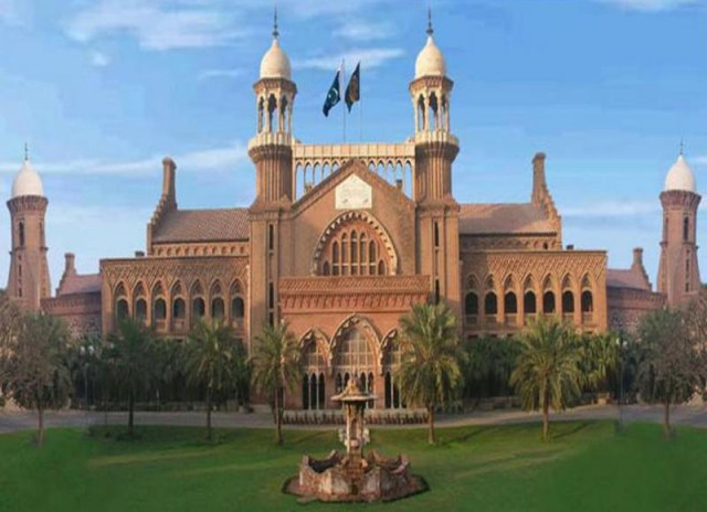 LHC dismisses contempt plea against Punjab chief secretary