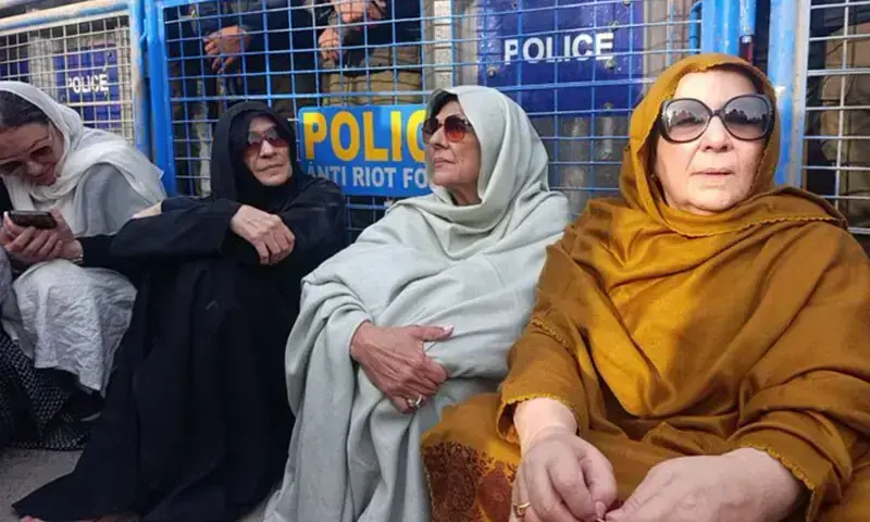 LHC summons Punjab home secretary, Kot Lakhpat jail superintendent in plea seeking release of Imran’s sisters