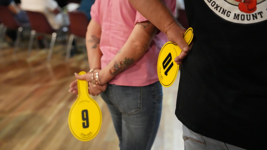 Live: Auction clearance rate dives as property market cools