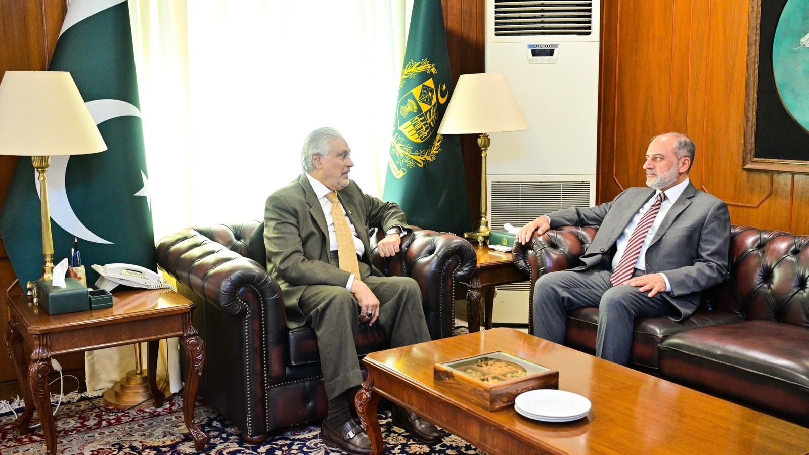 Makkah Alliance first secretary general calls on DPM/FM Ishaq Dar