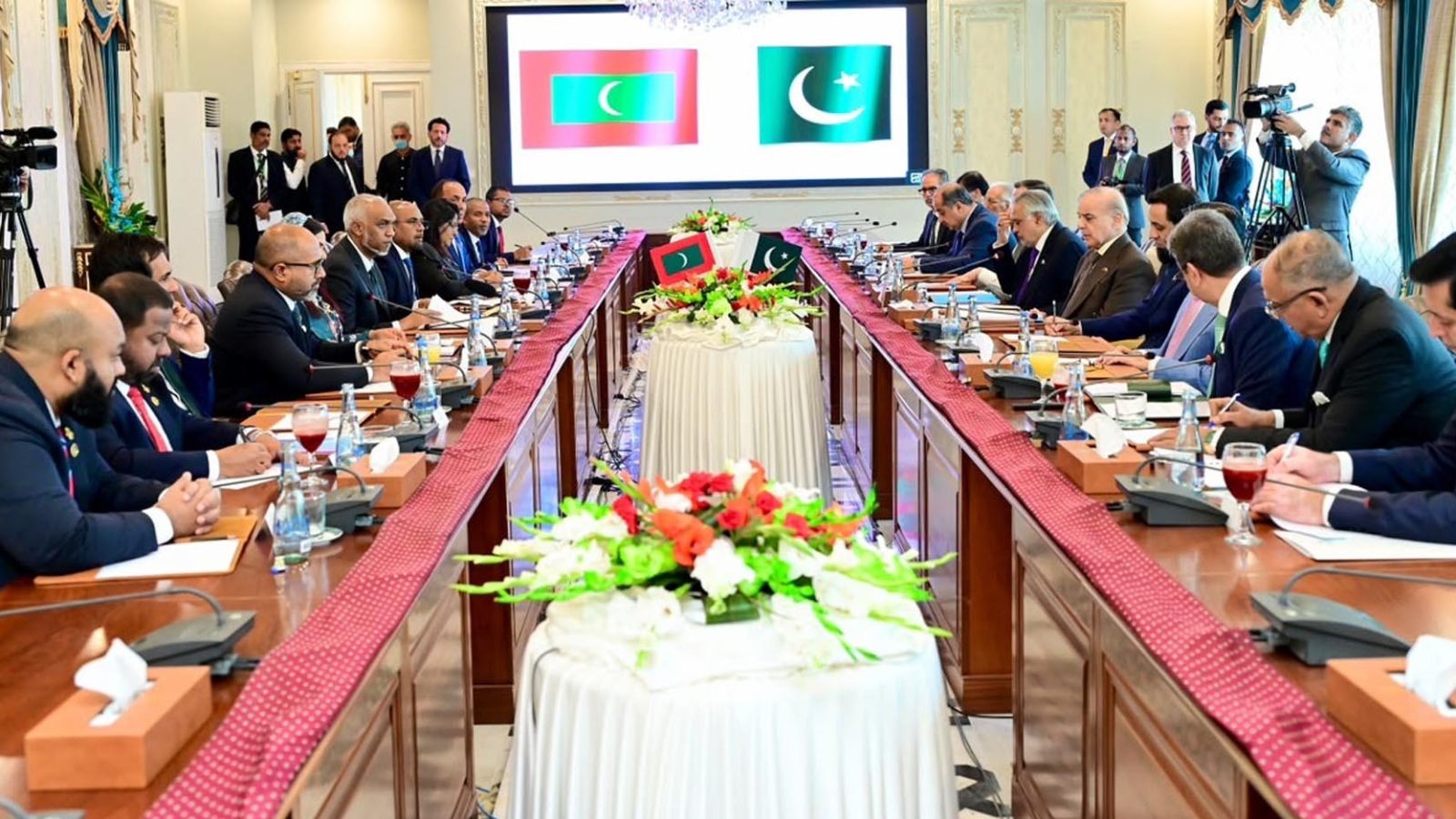 Pakistan, Maldives agree to expand ties in trade, investment, tourism, food, pharmaceuticals sectors