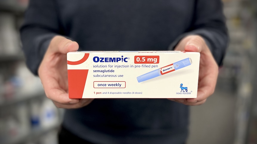 Patients hiding use of peptides or weight loss jabs face 'serious' surgery risk