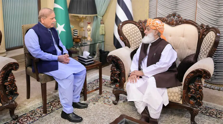 PM Shehbaz, Maulana Fazl discuss easing tensions between KP, federal govts