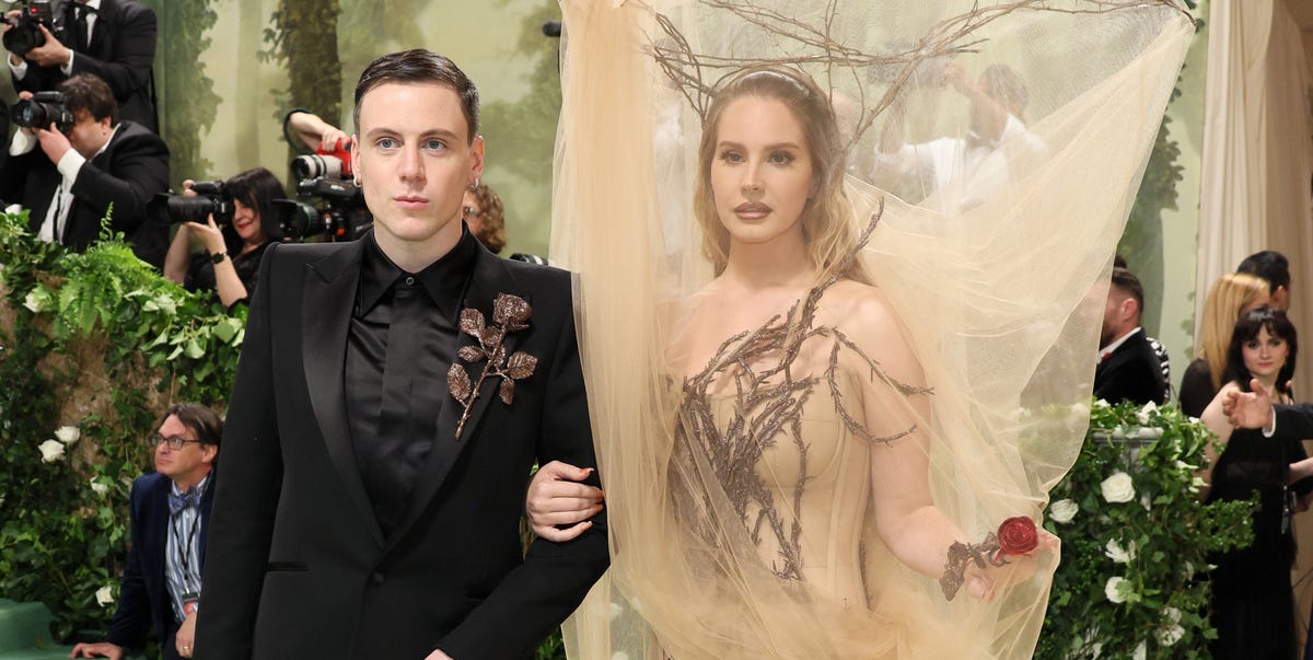 Seán McGirr Is Exiting McQueen