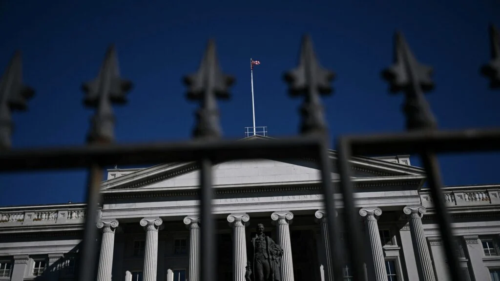 STAT+: Biopharma industry at odds over impact of Treasury’s new China rule