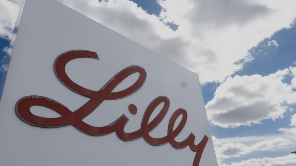 STAT+: Lilly’s triple-G drug beats Ozempic in head-to-head study