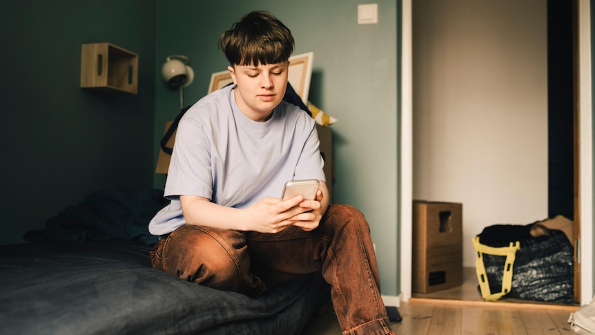 Study links anti-trans content to worse mental health