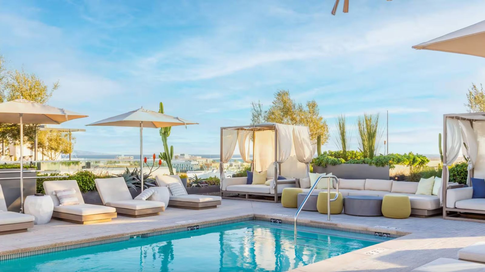 The Best Airbnbs in Santa Monica for a Laid-Back, Beachside Stay