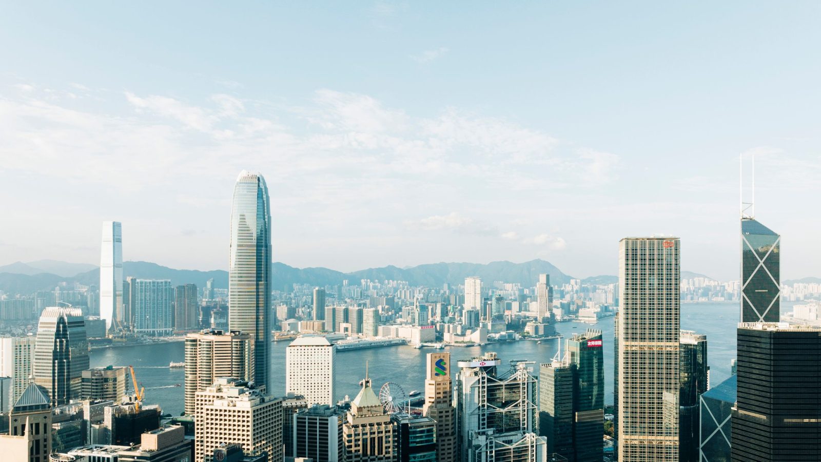 The Unwritten Rules of Traveling to Hong Kong—Including the Time of Year You Should Absolutely Avoid