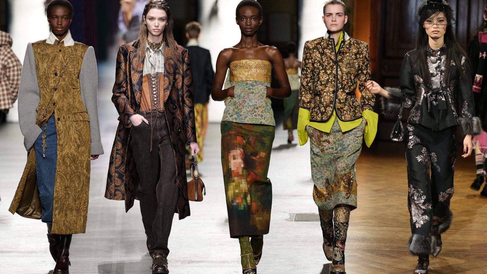 This Old-Fashioned Fabric Suddenly Feels So Chic