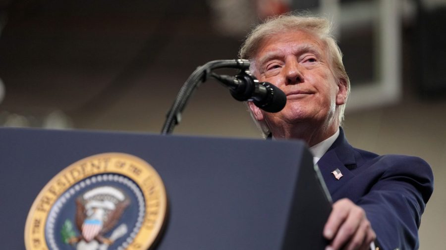 Trump: Refinery disruptions, not Hormuz, are driving gas prices